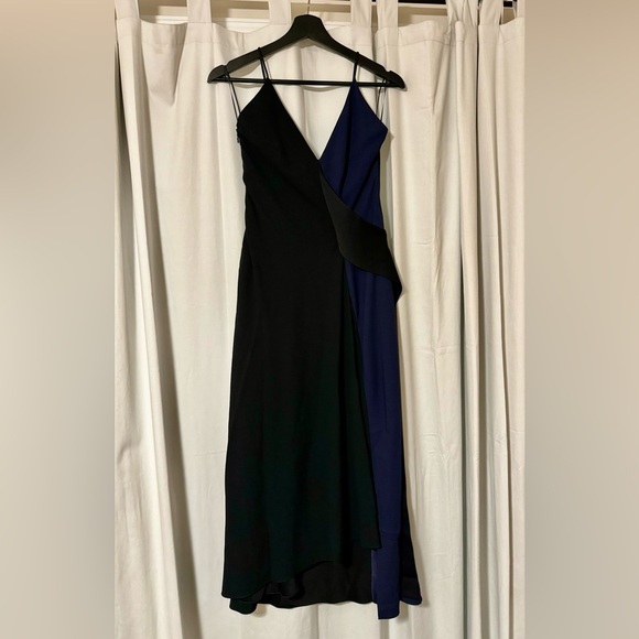 Victoria Beckham Asymmetric Straps Evening Gown - Picture 3 of 4